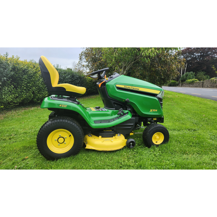 John Deere X354 44hrs